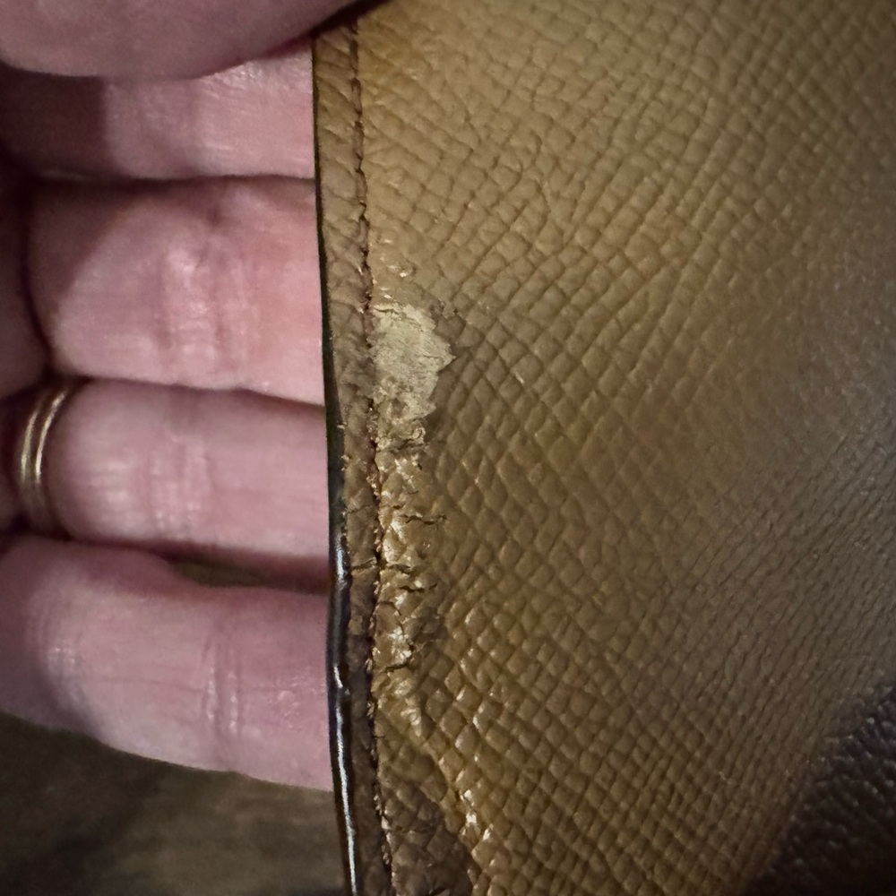 Coach Envelope Wallet - Picture 8 of 8